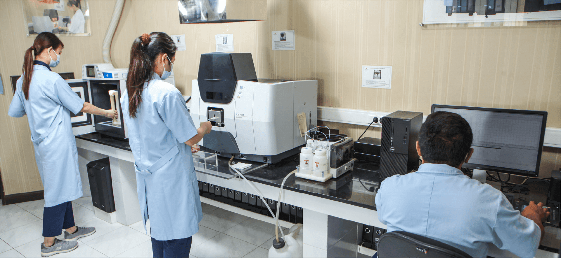 Laboratory slide 1